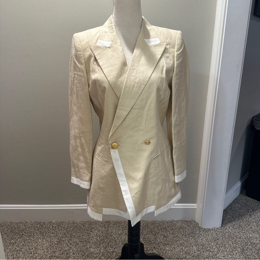 Vintage Escada Cream and White Double-Breasted Linen Blazer With Gold Buttons